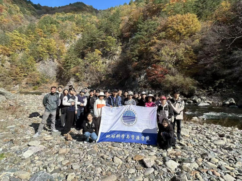 图片1(1) 图片1(1)